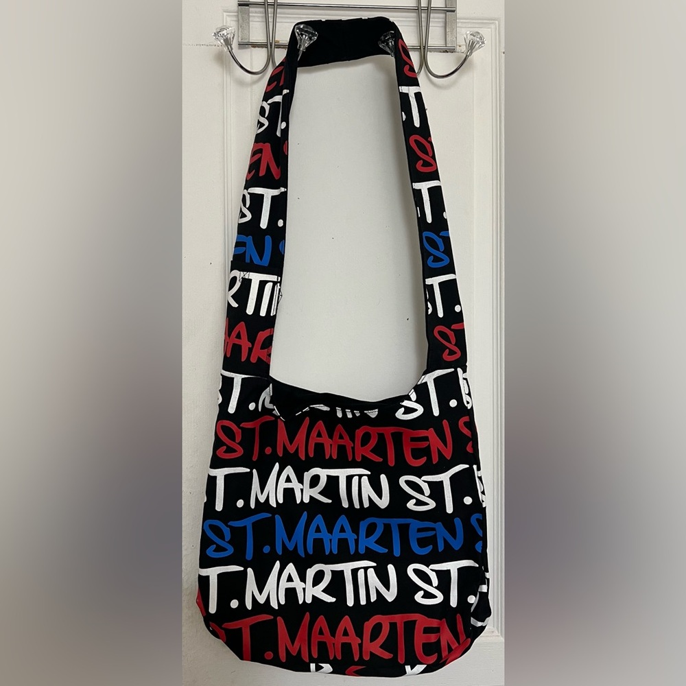 Stylish Black St. Maarten Shoulder Bag